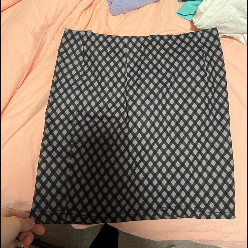 White farm skirt